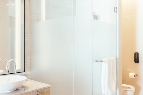 Shower box